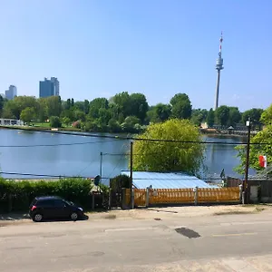 Apartment Ajo Apartments - Alte Donau Lake View Balcony Studio - Self-Check-In, Vienna